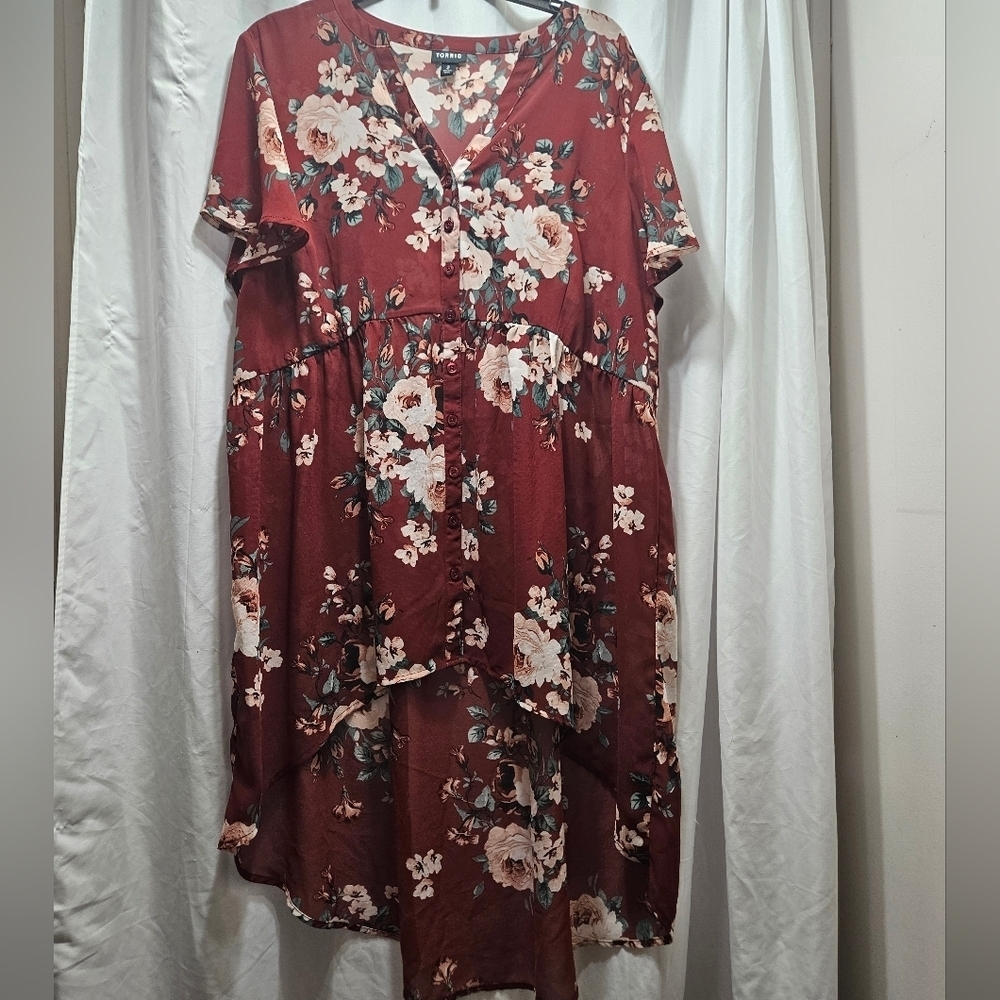 Torrid Plus Size High Low Sheer Button Down Babydoll Floral Tunic Top!
